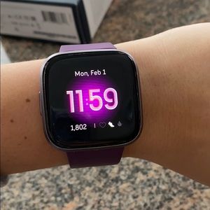 FITBIT VERSA 2 BUNDLE